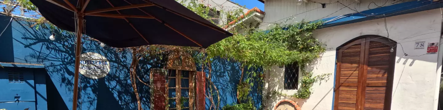 Fachada da Rotiseria Argentina, na Rua Cel. Silvério Magalhães, 78